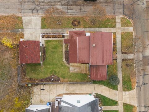 Tiny photo for 516 S 6th Avenue, St. Charles, IL 60174 (MLS # 12521954)