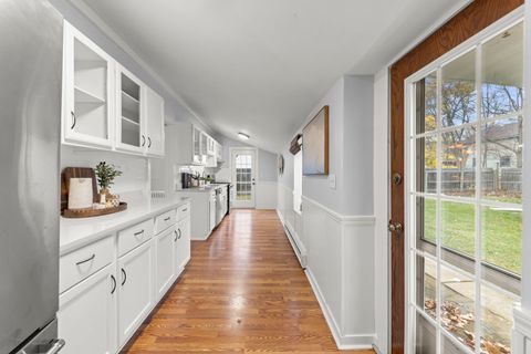 Tiny photo for 516 S 6th Avenue, St. Charles, IL 60174 (MLS # 12521954)