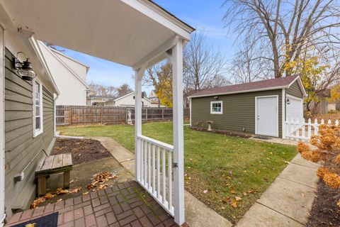 Tiny photo for 516 S 6th Avenue, St. Charles, IL 60174 (MLS # 12521954)