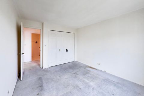 Tiny photo for 901 Hinman Avenue #5A, Evanston, IL 60202 (MLS # 12621605)