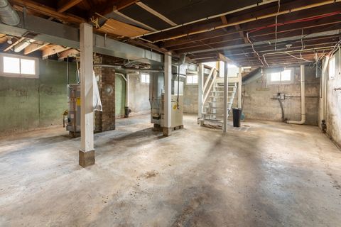 Tiny photo for 318 S 3rd Street, Marion, IL 62959 (MLS # 12635665)