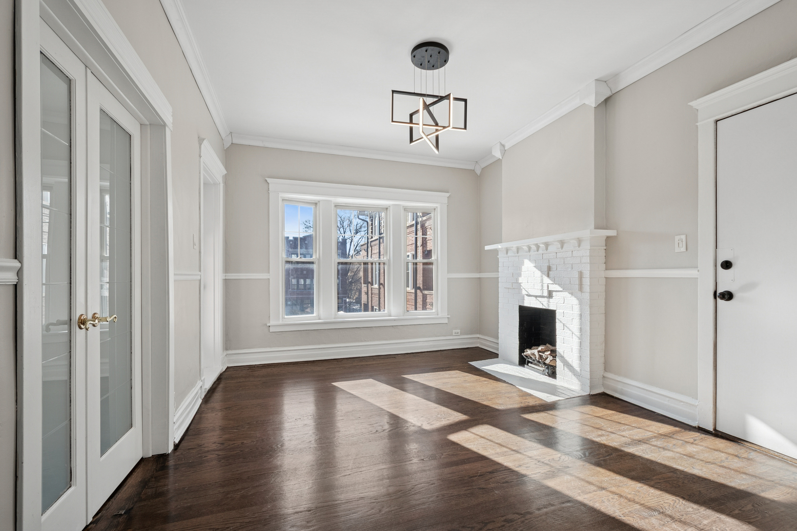 2114 W North Avenue 2E