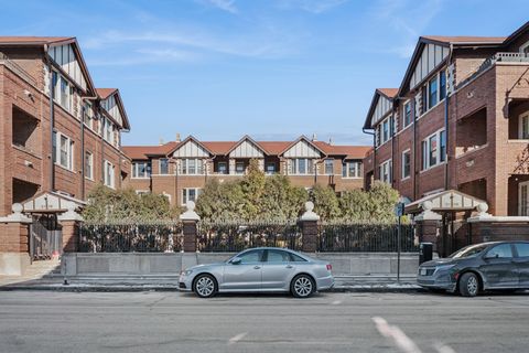 Tiny photo for 2114 W North Avenue #2E, Chicago, IL 60647 (MLS # 12549151)