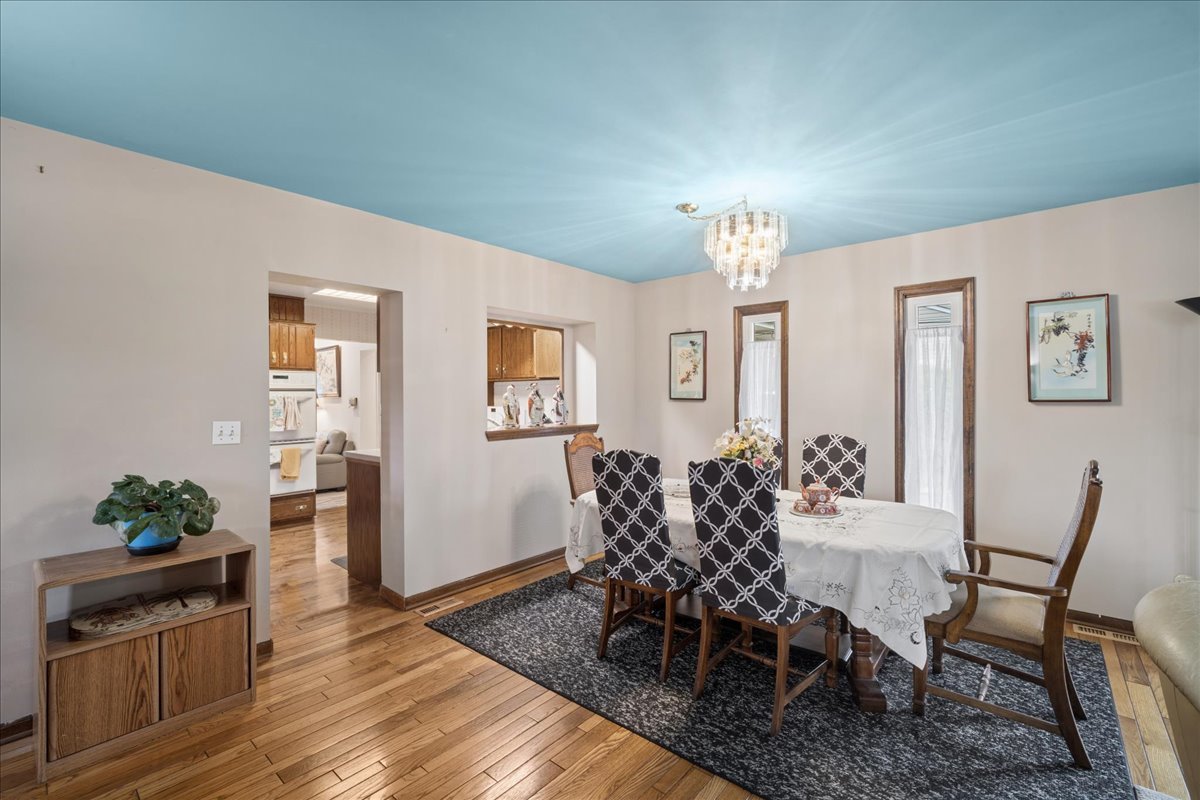 1112 Whitfield Road