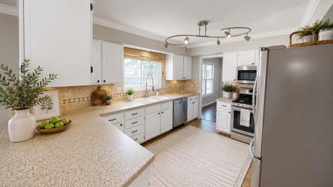 Tiny photo for 620 Waterfall Lane, Elgin, IL 60124 (MLS # 12672405)