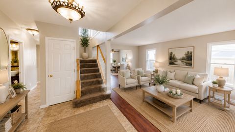 Tiny photo for 620 Waterfall Lane, Elgin, IL 60124 (MLS # 12672405)