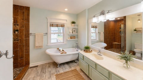 Tiny photo for 620 Waterfall Lane, Elgin, IL 60124 (MLS # 12672405)
