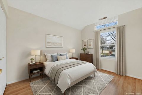 Tiny photo for 99 Ione Drive #B, South Elgin, IL 60177 (MLS # 12613324)