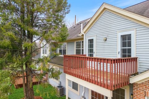 Tiny photo for 99 Ione Drive #B, South Elgin, IL 60177 (MLS # 12613324)