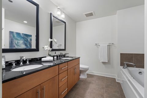 Tiny photo for 505 N MCCLURG Court #3801, Chicago, IL 60611 (MLS # 12566041)