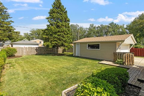 A home in Oak Lawn