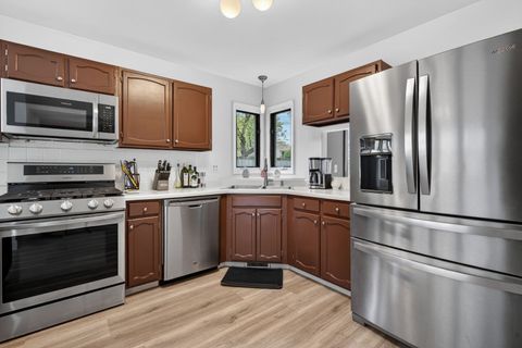 Tiny photo for 81 Washington Avenue, Streamwood, IL 60107 (MLS # 12608474)