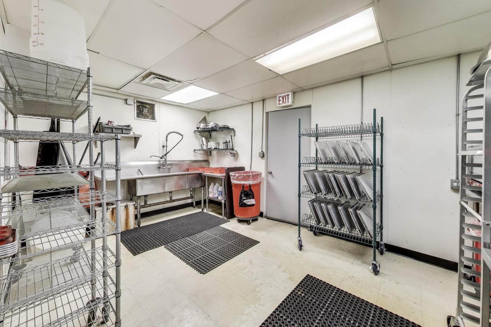 2889 N Milwaukee Avenue