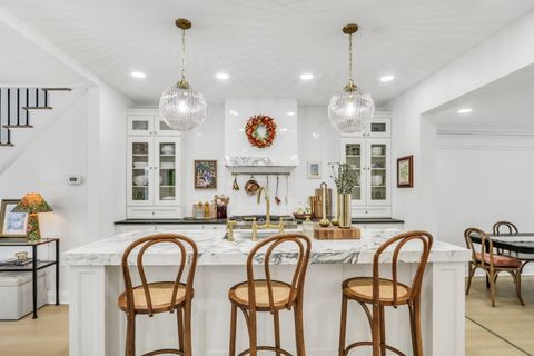 Tiny photo for 141 Park Avenue, Grayslake, IL 60030 (MLS # 12521625)