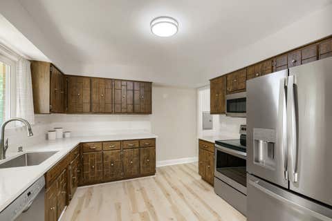 Tiny photo for 1701 Lynwood Lane, Crest Hill, IL 60403 (MLS # 12716209)