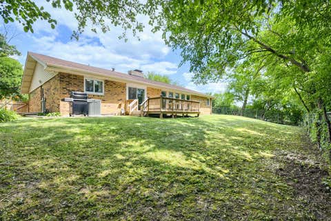 Tiny photo for 1701 Lynwood Lane, Crest Hill, IL 60403 (MLS # 12716209)