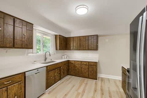 Tiny photo for 1701 Lynwood Lane, Crest Hill, IL 60403 (MLS # 12716209)