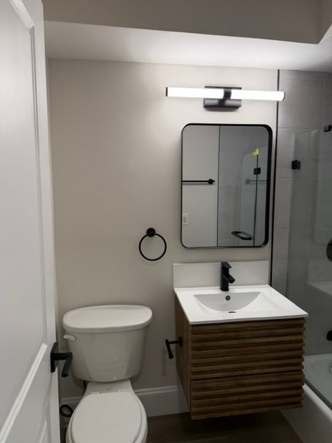 Tiny photo for 5730 Concord Lane #3, Clarendon Hills, IL 60514 (MLS # 12739321)