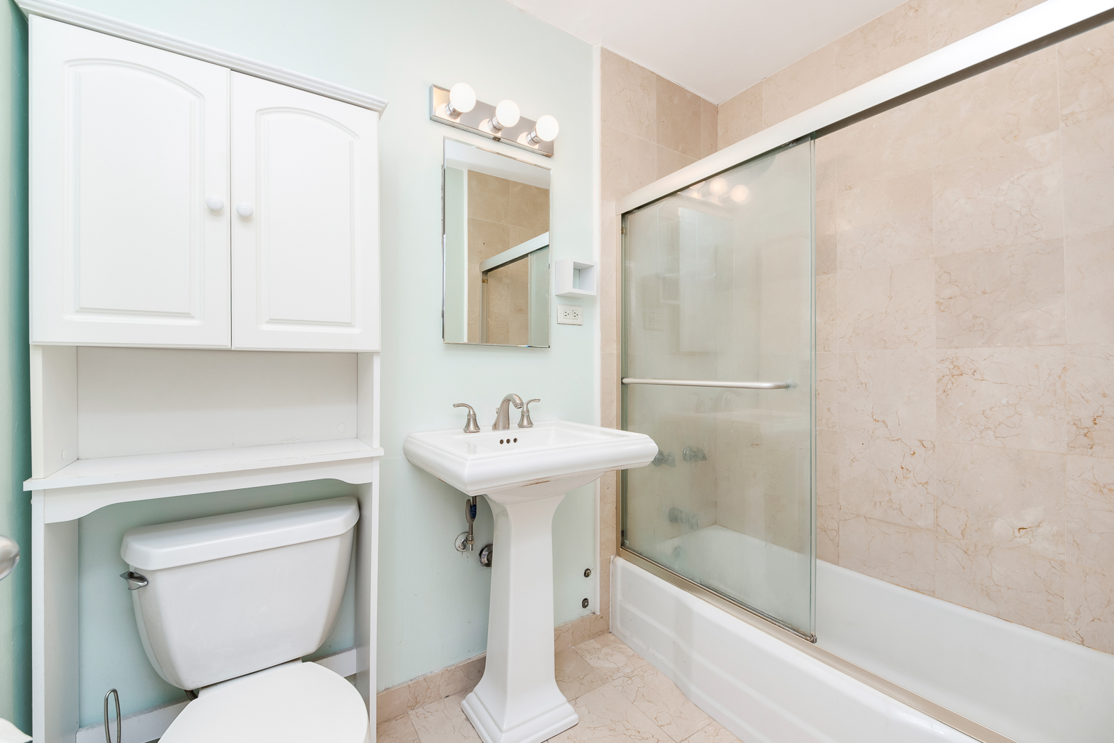 1360 N Sandburg Terrace 2103