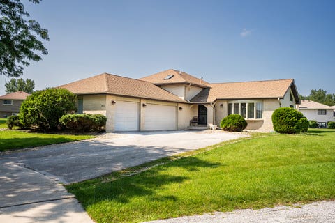 Photo of 4413 Michael John Court, Richton Park, IL 60471 (MLS # 12725806)