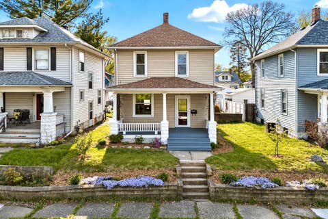 Photo of 1179 26TH Street A, Moline, IL 61265 (MLS # 12674326)