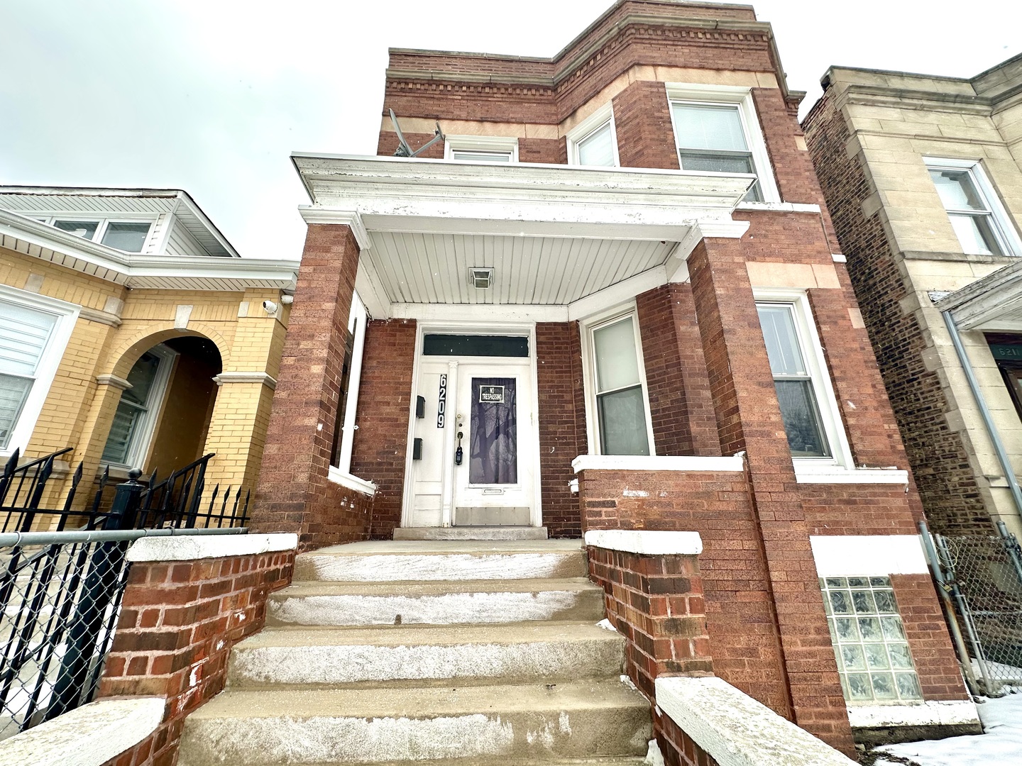 6209 S Justine Street