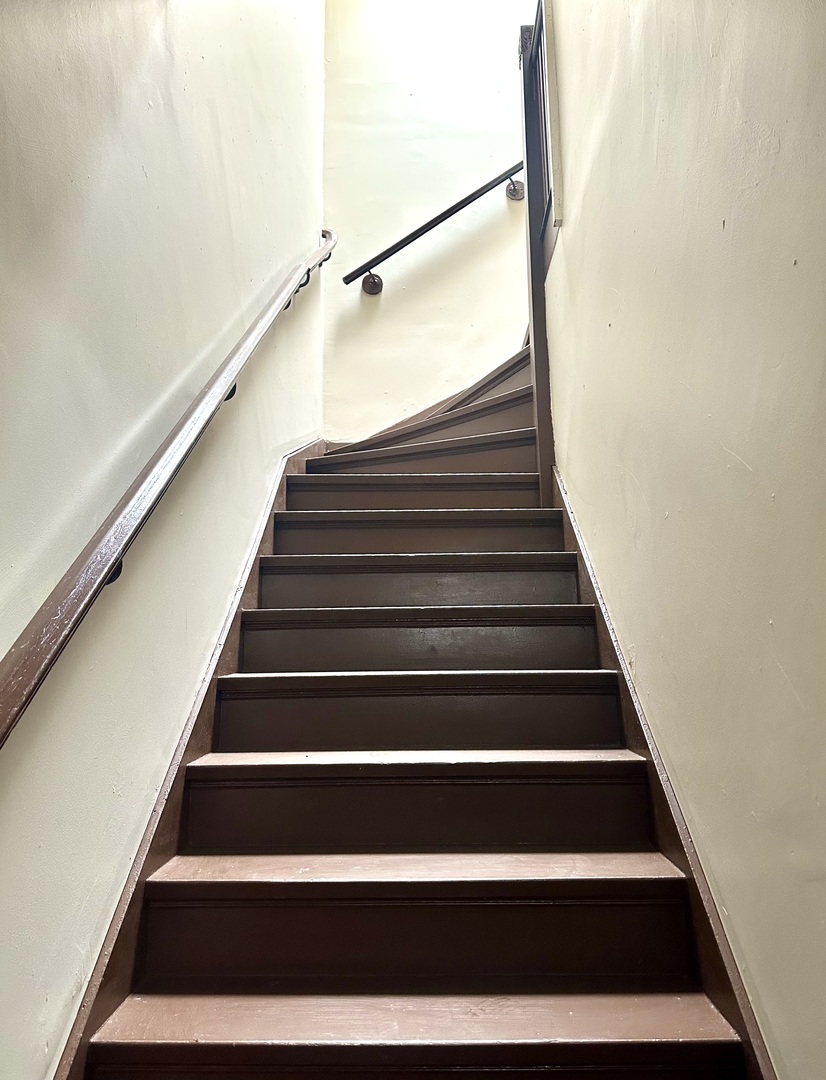 6209 S Justine Street