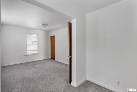 Tiny photo for 1030 23RD Street, Rock Island, IL 61201 (MLS # QC4267850)