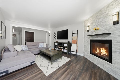 Tiny photo for 15722 Foxbend Court #2N, Orland Park, IL 60462 (MLS # 12558309)