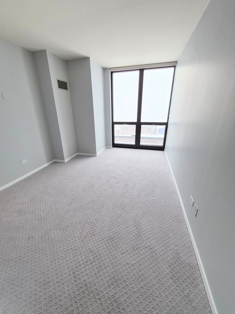 Tiny photo for 210 S DES PLAINES Street #707, Chicago, IL 60661 (MLS # 12521420)