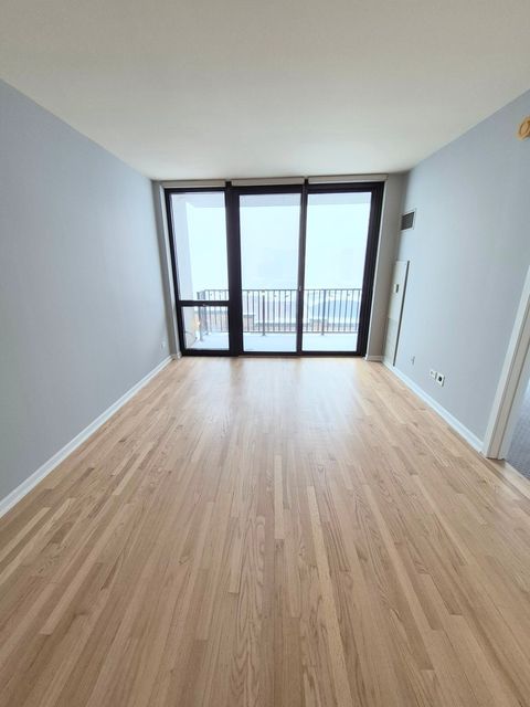 Tiny photo for 210 S DES PLAINES Street #707, Chicago, IL 60661 (MLS # 12521420)