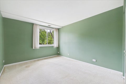 Tiny photo for 450 Raintree Court #2K, Glen Ellyn, IL 60137 (MLS # 12763378)