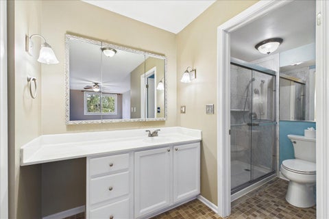Tiny photo for 450 Raintree Court #2K, Glen Ellyn, IL 60137 (MLS # 12763378)