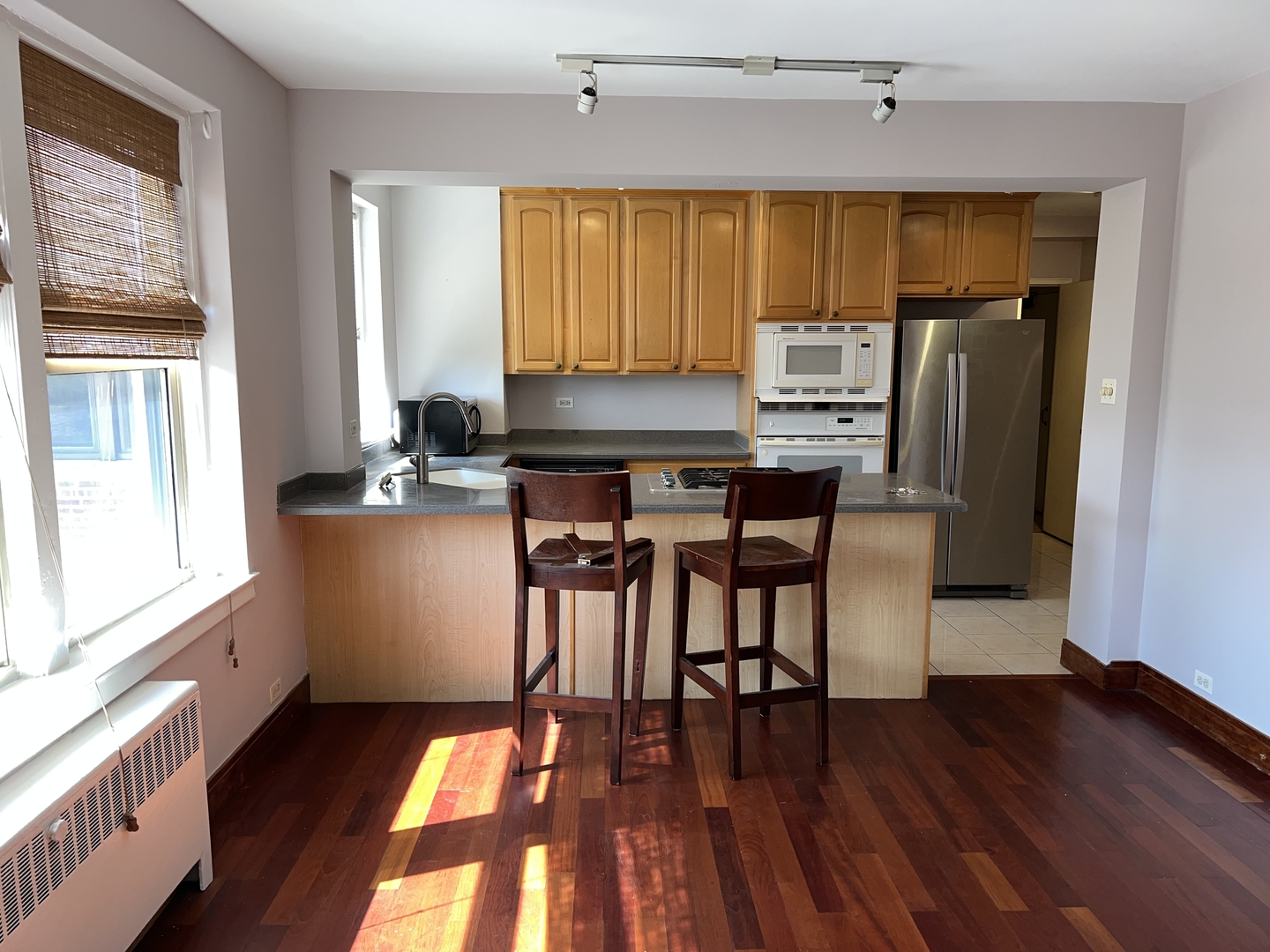 4900 N MARINE Drive 505