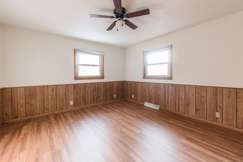 Tiny photo for 1206 University Drive, DeKalb, IL 60115 (MLS # 12528893)
