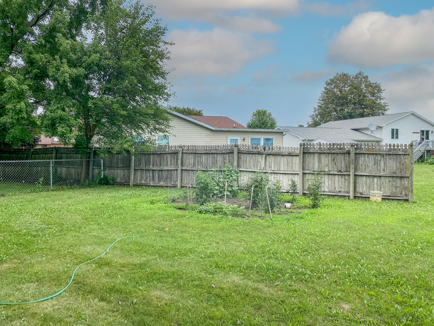 602A N Illini Avenue