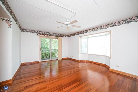 Tiny photo for 480 E Montrose Avenue #203, Wood Dale, IL 60191 (MLS # 12603279)