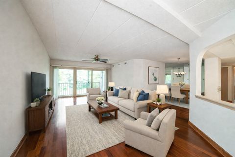 Tiny photo for 480 E Montrose Avenue #203, Wood Dale, IL 60191 (MLS # 12603279)