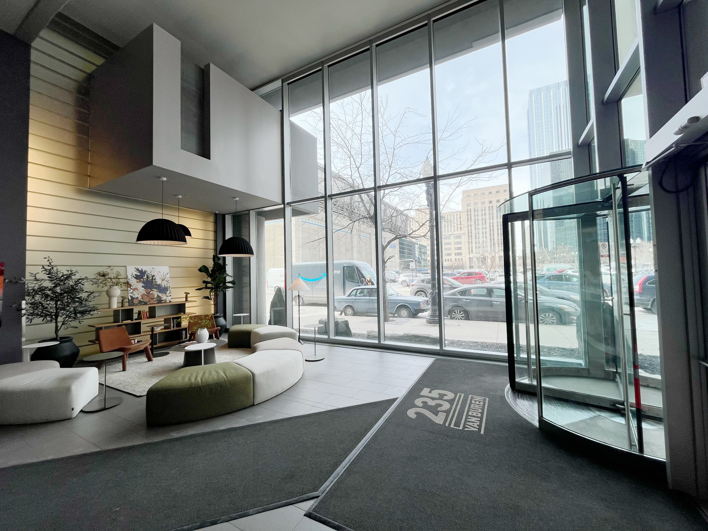 235 W Van Buren Street 2908