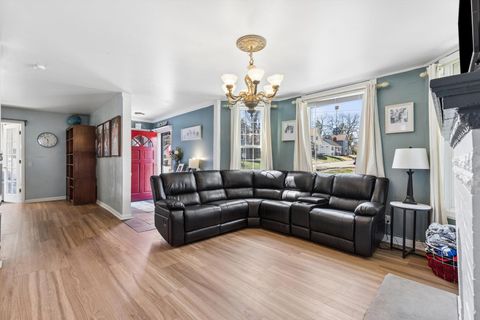 Tiny photo for 1228 Caroline Avenue, Clinton, IA 52732 (MLS # 12614882)