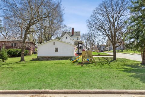Tiny photo for 1228 Caroline Avenue, Clinton, IA 52732 (MLS # 12614882)
