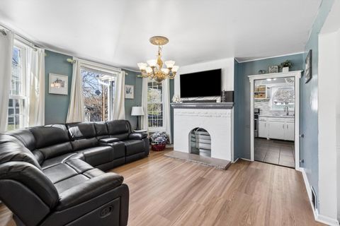 Tiny photo for 1228 Caroline Avenue, Clinton, IA 52732 (MLS # 12614882)