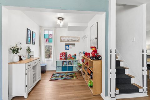 Tiny photo for 1228 Caroline Avenue, Clinton, IA 52732 (MLS # 12614882)