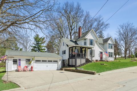 Tiny photo for 1228 Caroline Avenue, Clinton, IA 52732 (MLS # 12614882)