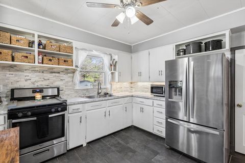 Tiny photo for 1228 Caroline Avenue, Clinton, IA 52732 (MLS # 12614882)