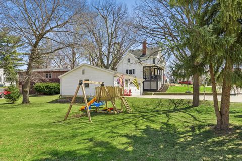 Tiny photo for 1228 Caroline Avenue, Clinton, IA 52732 (MLS # 12614882)