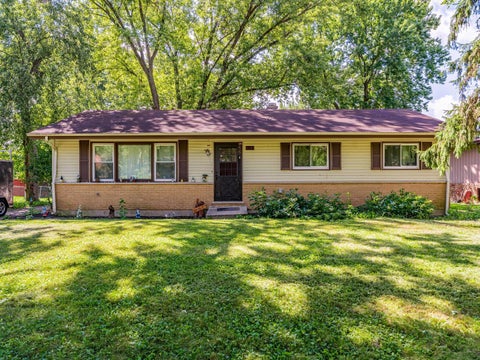 Photo of 2139 Cherry Avenue, Hanover Park, IL 60133 (MLS # 12736576)