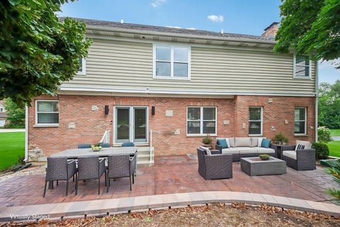 Tiny photo for 5 Park Place Circle, Hawthorn Woods, IL 60047 (MLS # 12734442)