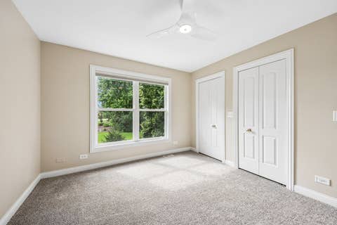Tiny photo for 5 Park Place Circle, Hawthorn Woods, IL 60047 (MLS # 12734442)