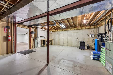 Tiny photo for 5 Park Place Circle, Hawthorn Woods, IL 60047 (MLS # 12734442)